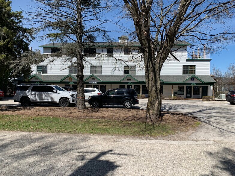 More Photos Of 4140 Bluff, Fish Creek Storefront Retail Office For Sale