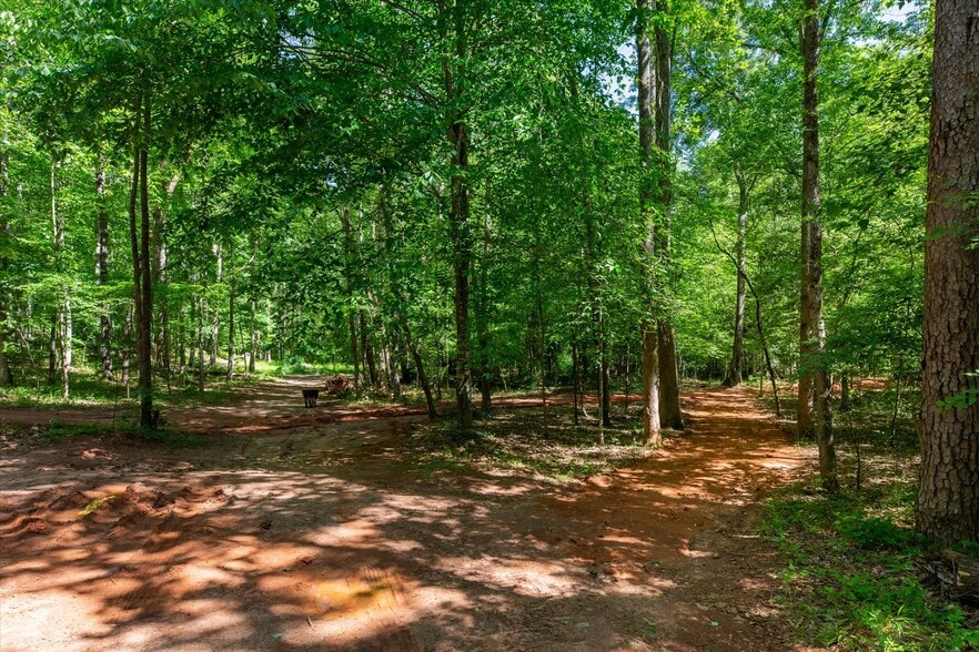 More Photos Of 637 Odell Rd, Liberty Land For Sale