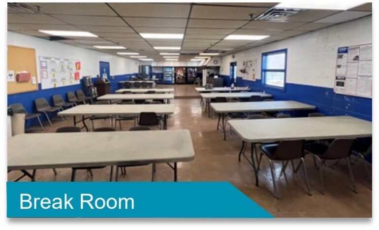 More Photos Of 800 N Clark St, Albion Manufacturing For Sale