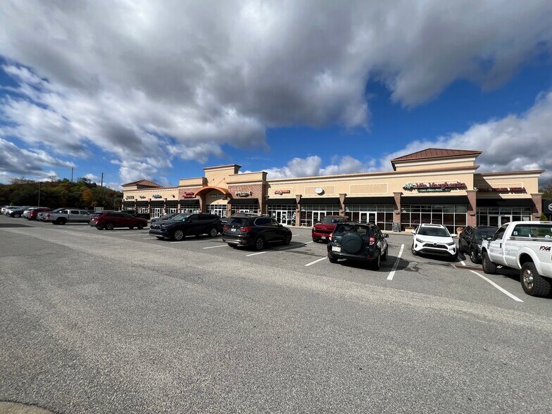 More Photos Of 139 Conference Center Way, Bridgeport General Retail For Lease
