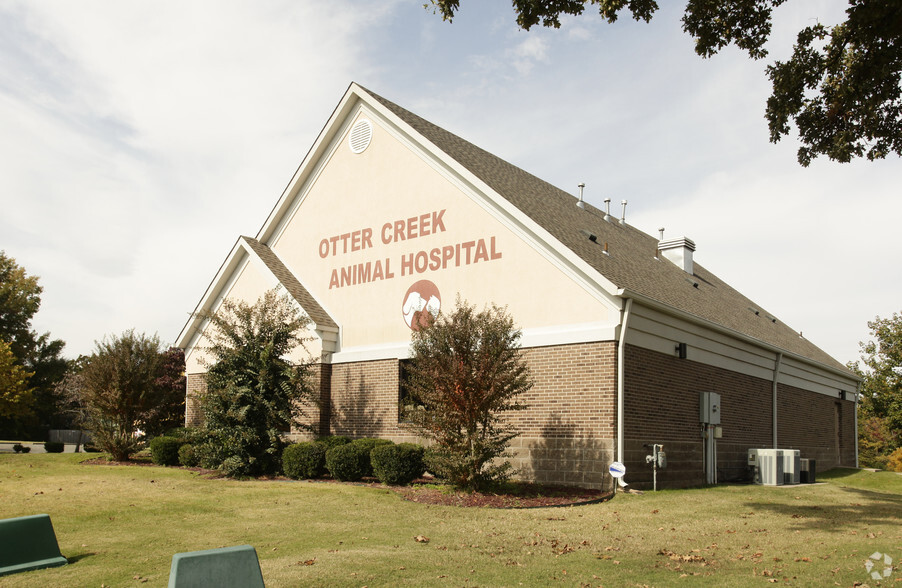 Primary Photo Of 1 Otter Creek Cir, Little Rock Veterinarian Kennel For Sale