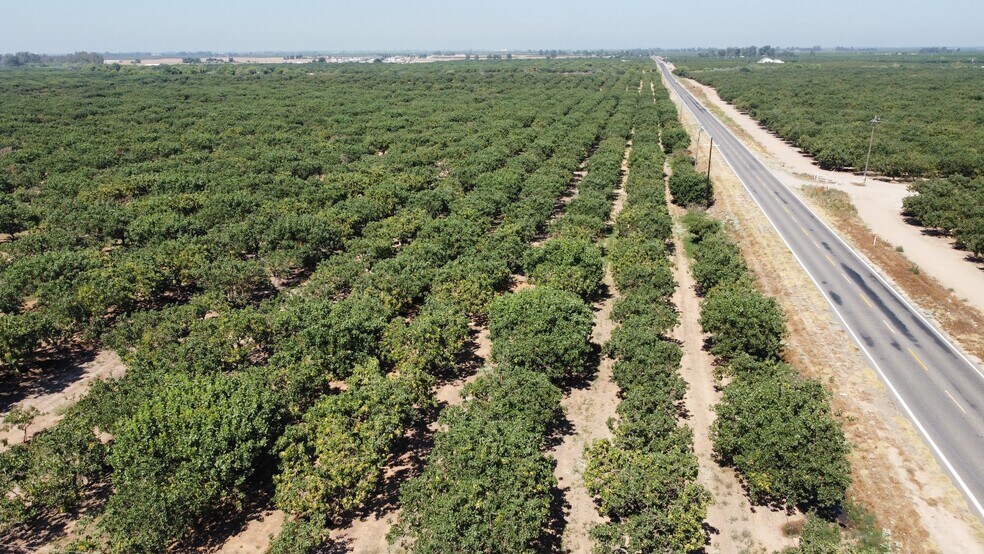 More Photos Of 79 ac Ave 20 and Ave 20 1/2, Madera Land For Sale