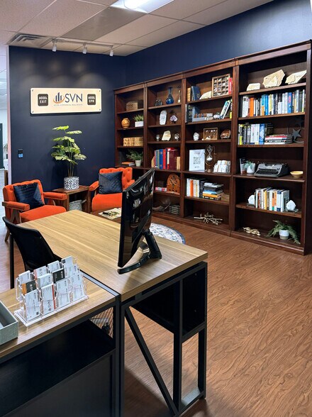 More Photos Of 7003 Chadwick Dr, Brentwood Office For Lease