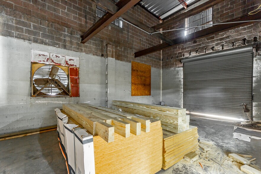 More Photos Of 406 4th Ave, Dalton Manufacturing For Sale