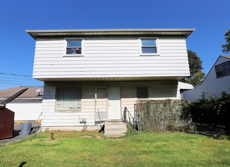 More Photos Of 8372 N Saginaw Rd, Mount Morris Restaurant For Sale