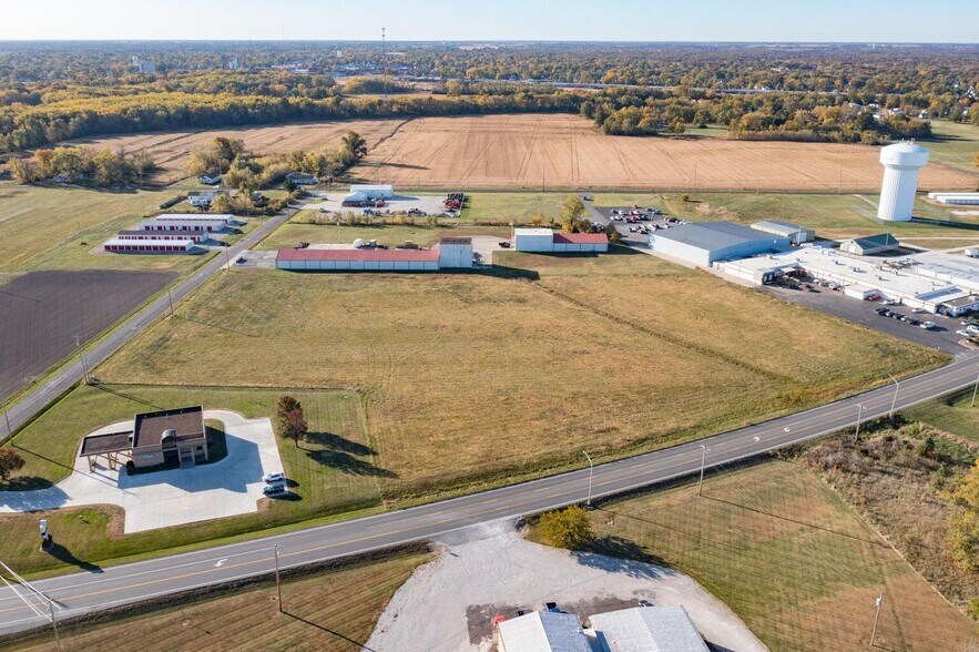 More Photos Of Highway 24 & Robertson Road, Moberly Land For Sale