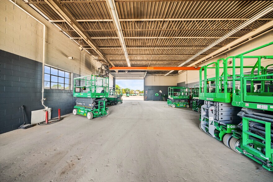 More Photos Of 15125 S Robert Trl, Rosemount Service For Sale