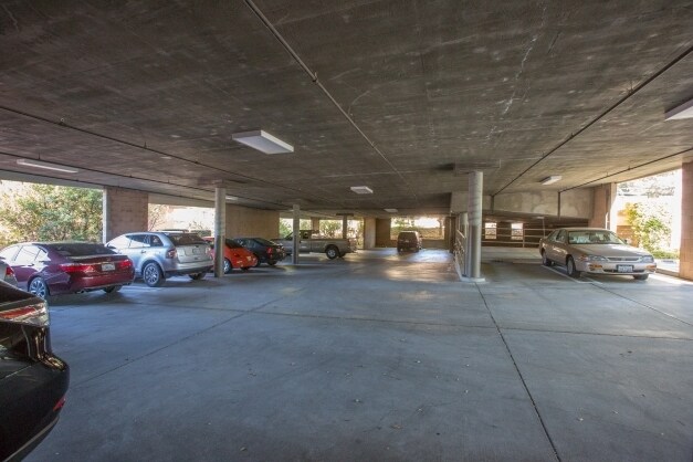 More Photos Of 2028 Village Ln, Solvang Medical For Lease