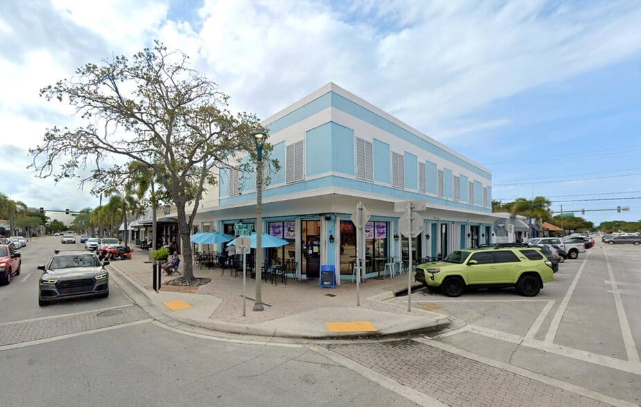 More Photos Of 800 Lake Ave, Lake Worth Restaurant For Lease