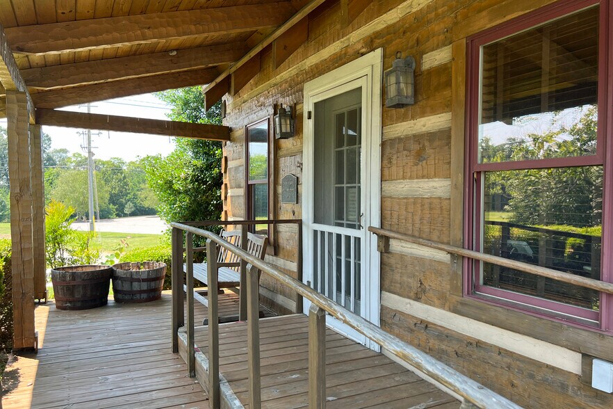 More Photos Of 81 Steele Rd, Franklin Office For Lease