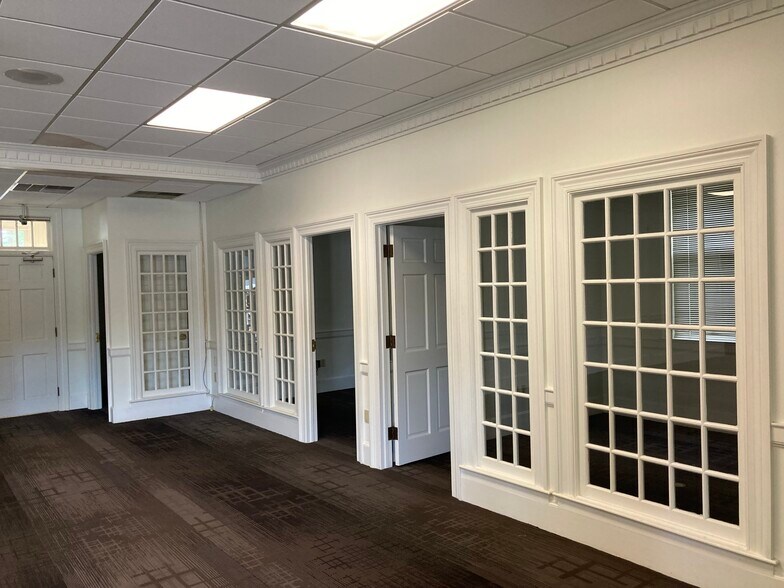 More Photos Of 2950 Union Rd, Gastonia Bank For Lease