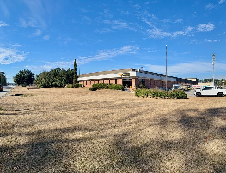 More Photos Of 780 King George Blvd, Savannah Warehouse For Lease