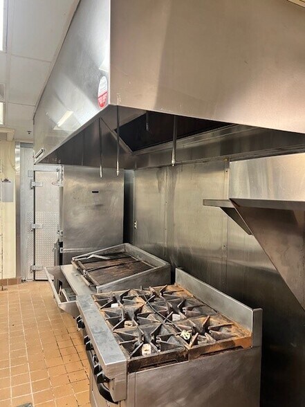 More Photos Of 8301 Eagle Lake Dr, Evansville Restaurant For Sale