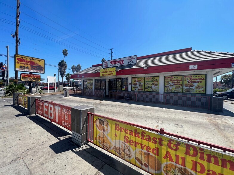 More Photos Of 500 W Manchester Ave, Los Angeles Fast Food For Sale
