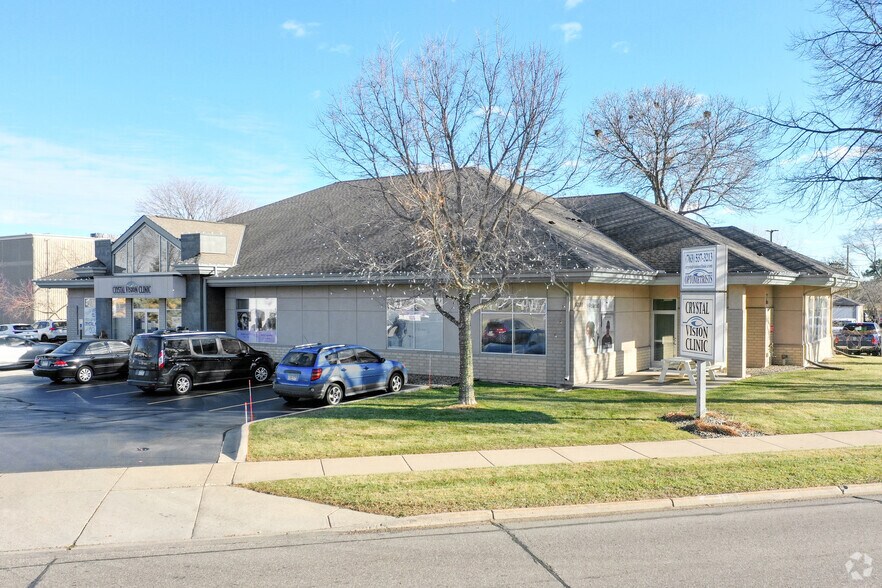 Primary Photo Of 5200 Douglas Dr N, Minneapolis Medical For Sale