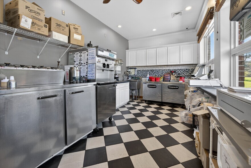 More Photos Of 2693 Community Dr, Bath Restaurant For Sale