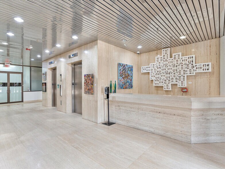 More Photos Of 12000 Biscayne Blvd, Miami Office For Lease