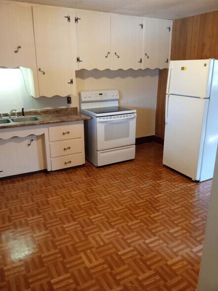 More Photos Of 331 Pleasant St, Berlin Apartments For Sale