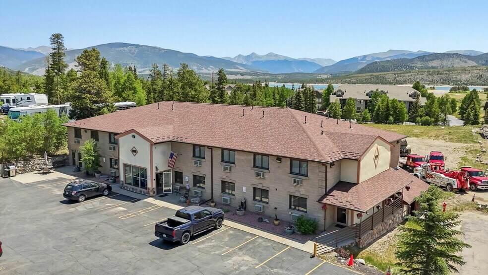 More Photos Of 205 Beaver Lodge Rd, Frisco Hotel For Sale
