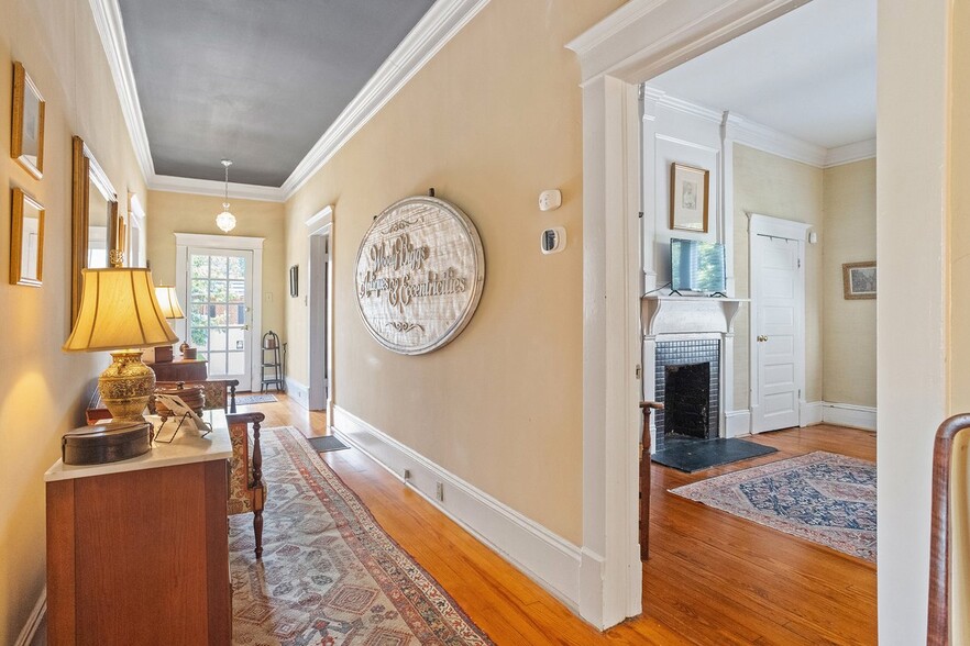 More Photos Of 516 W Peace St, Raleigh Office For Sale