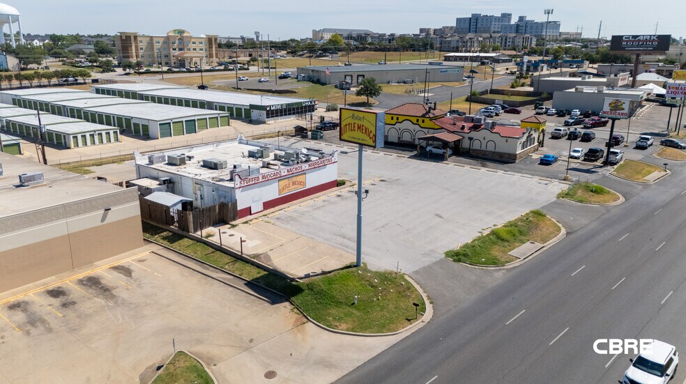 More Photos Of 1712 SW H K Dodgen Loop, Temple Restaurant For Lease