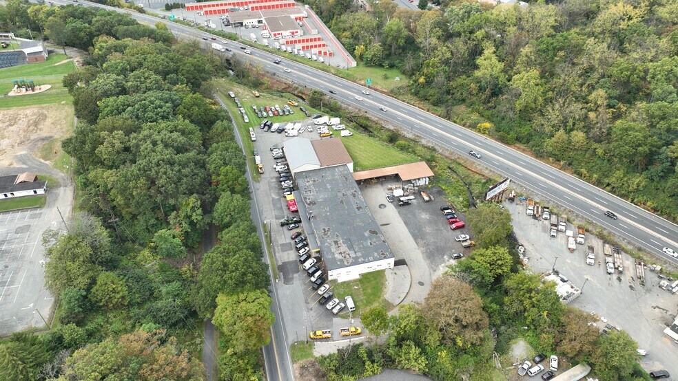 More Photos Of 2300 Wood Ave, Easton General Retail For Sale