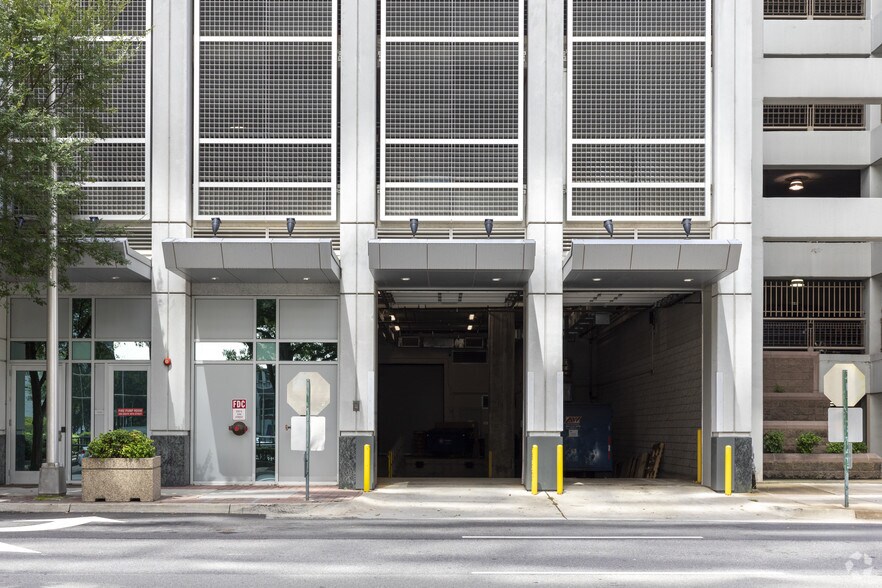 More Photos Of 200 S 10th St, Richmond Office For Lease