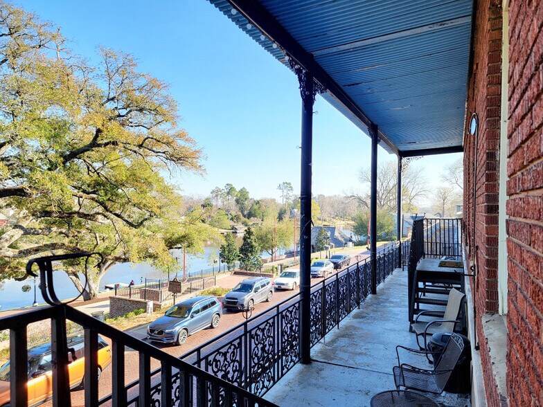 More Photos Of 520-524 Front St, Natchitoches Storefront Retail Residential For Sale