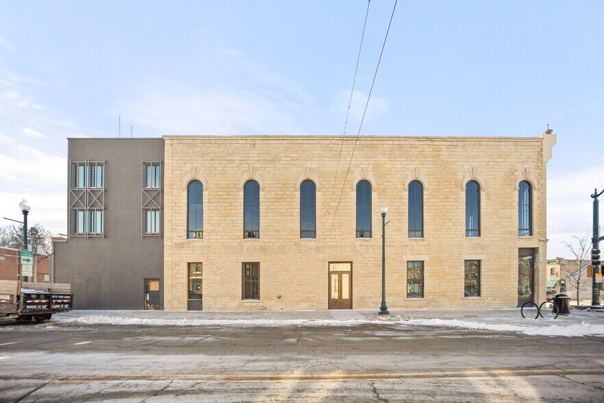 More Photos Of 1000 S State St, Lockport Restaurant For Lease