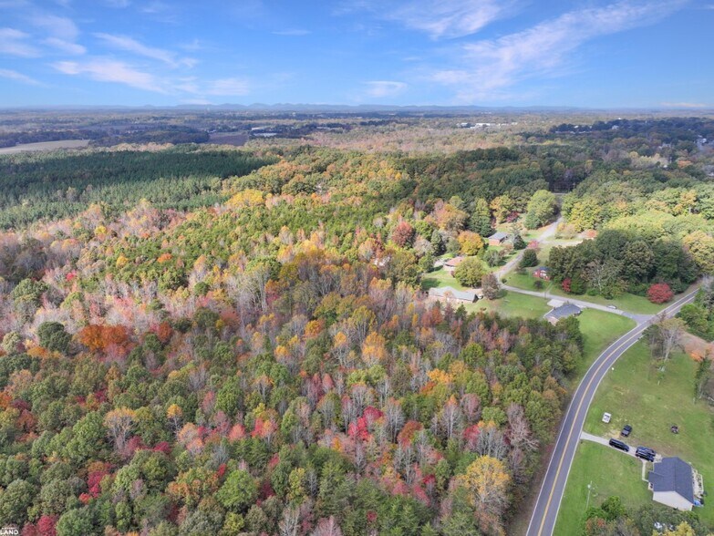 More Photos Of 01 Lincoln Village Drive, Statesville Land For Sale