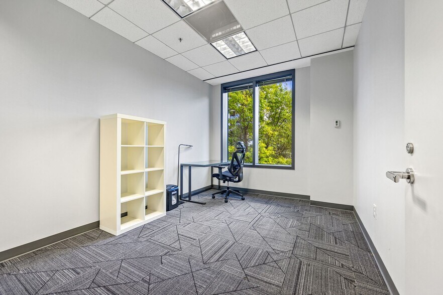 More Photos Of 1420 Peachtree St NE, Atlanta Office For Lease