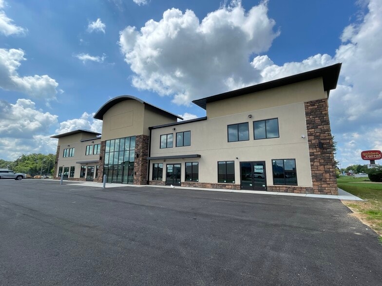 More Photos Of 11701 Central Ave, Waldorf Unknown For Lease