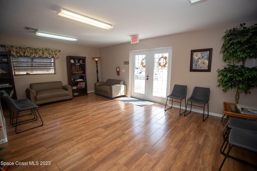 More Photos Of 4030 Minton Rd, Melbourne Office For Sale