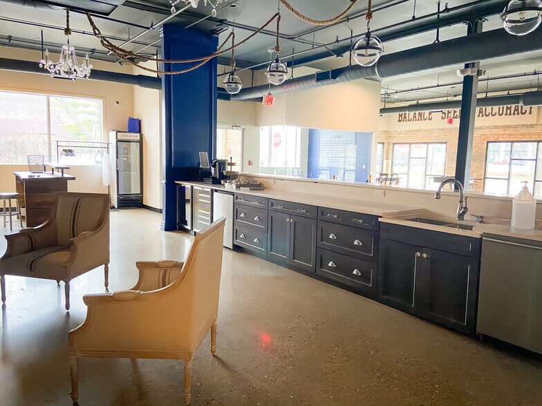 More Photos Of 2401 Main St, Evanston Warehouse For Sale