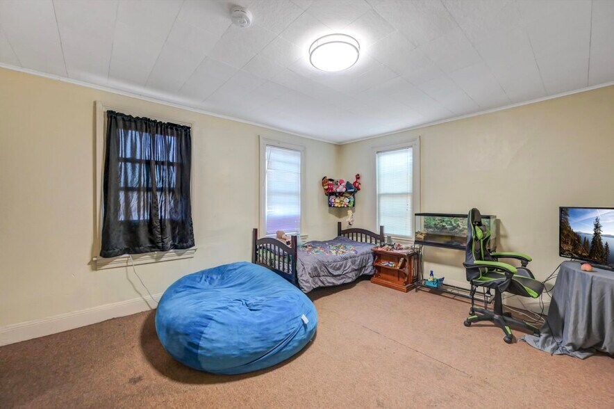 More Photos Of 535 Green Ridge St, Scranton Storefront Retail Residential For Sale