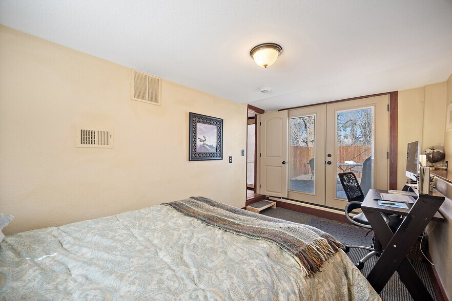 More Photos Of 1929 Woodburn St, Colorado Springs Multifamily For Sale