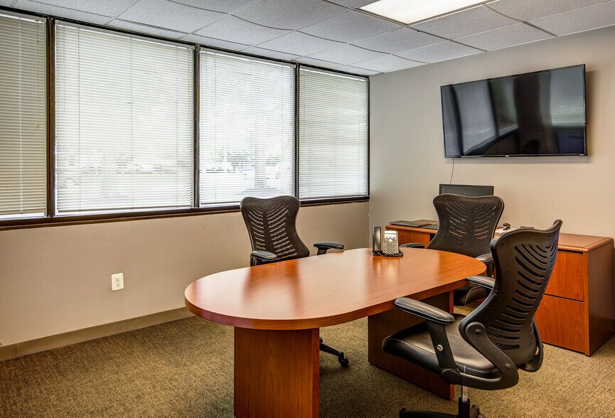 More Photos Of 101 Laurel Rd, Voorhees Office For Lease