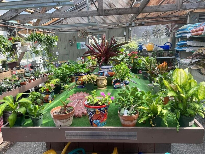 More Photos Of 535 US Route 302, Berlin Storefront For Sale