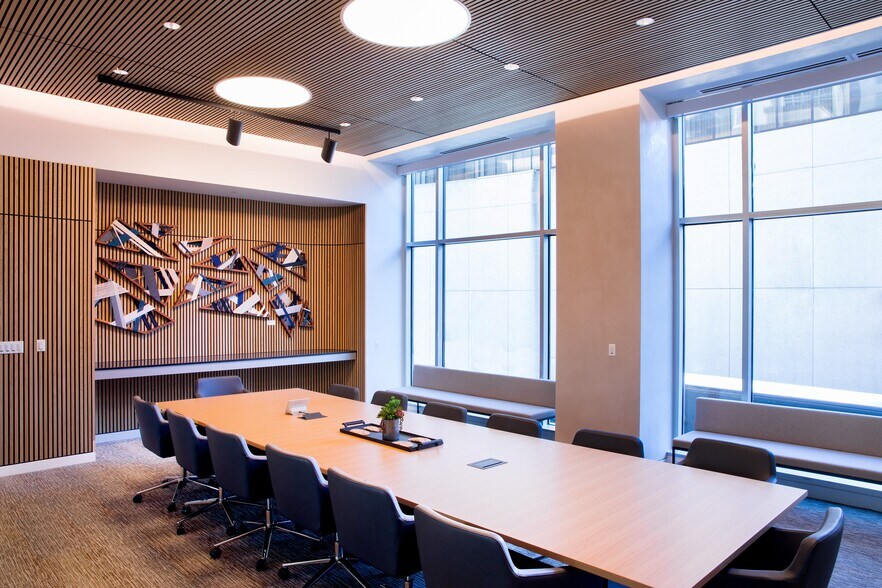 More Photos Of 2 Bethesda Metro Ctr, Bethesda Office For Lease