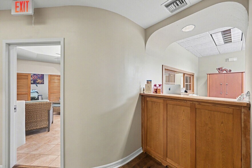 More Photos Of 1727 N Atlantic Ave, Cocoa Beach Medical For Sale