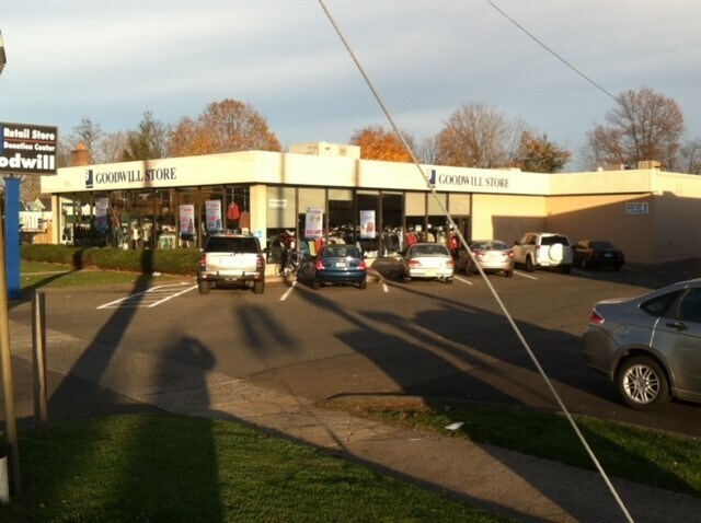 More Photos Of 2369 Dixwell Ave, Hamden Freestanding For Lease