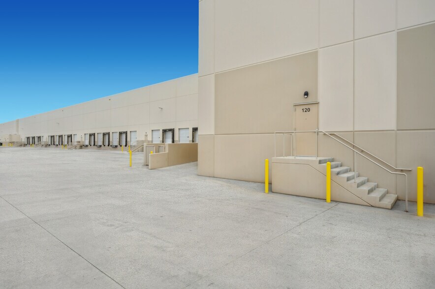 More Photos Of 3732 N Las Vegas Blvd, Las Vegas Unknown For Lease