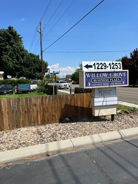 More Photos Of 1247 N Midland Blvd, Nampa Industrial For Lease