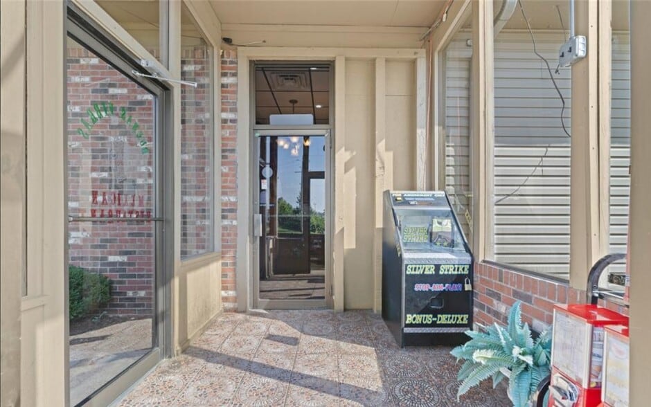 More Photos Of 1909 N Service Rd E, Saint Clair Freestanding For Sale
