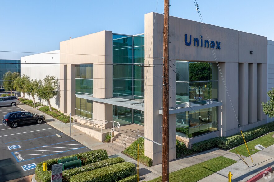 Primary Photo Of 5780 Smithway St, Commerce Warehouse For Lease