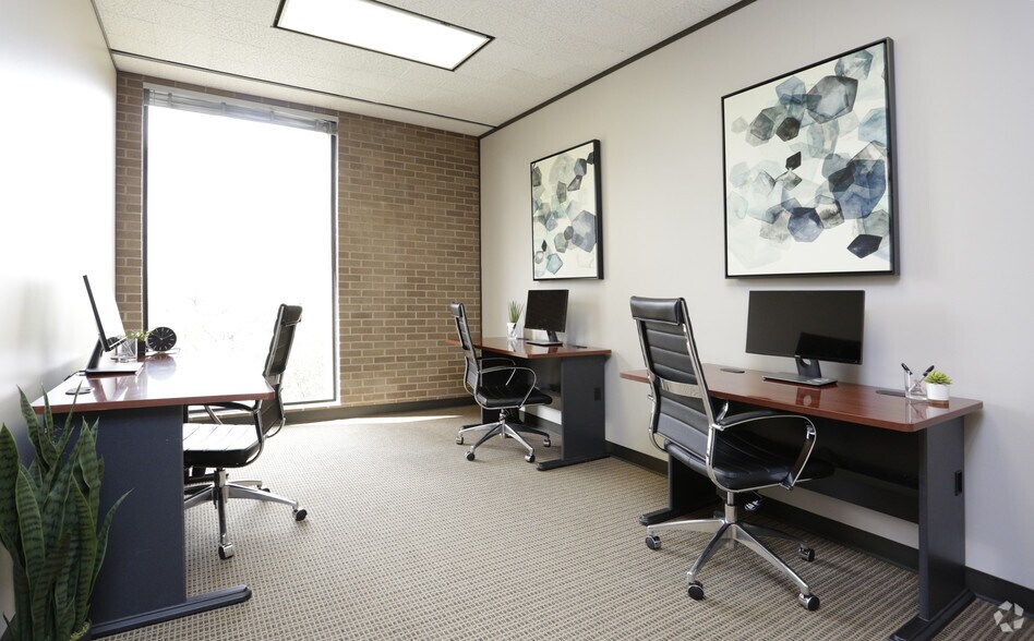 More Photos Of 5100 Westheimer Rd, Houston Office For Lease