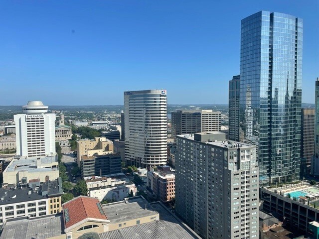 More Photos Of 611 Commerce St, Nashville Office For Lease