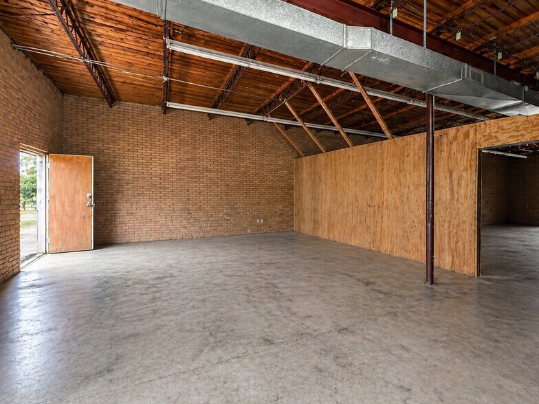 More Photos Of 311 E Virginia Ave, Bessemer City Warehouse For Sale