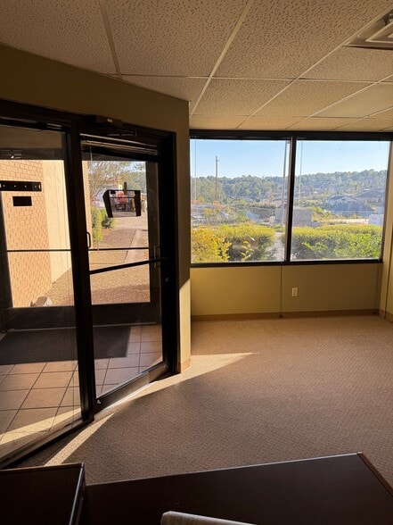 More Photos Of 4 Shackleford Plz, Little Rock Office For Sale