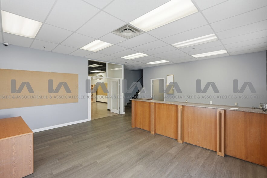 More Photos Of 18788 96th Ave, Surrey Warehouse For Lease